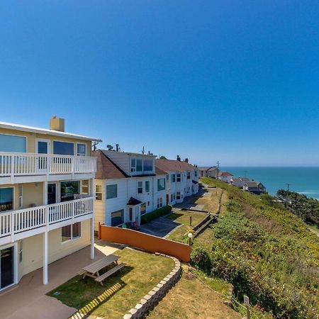 Sandstone Point Hotel Lincoln City Exterior photo