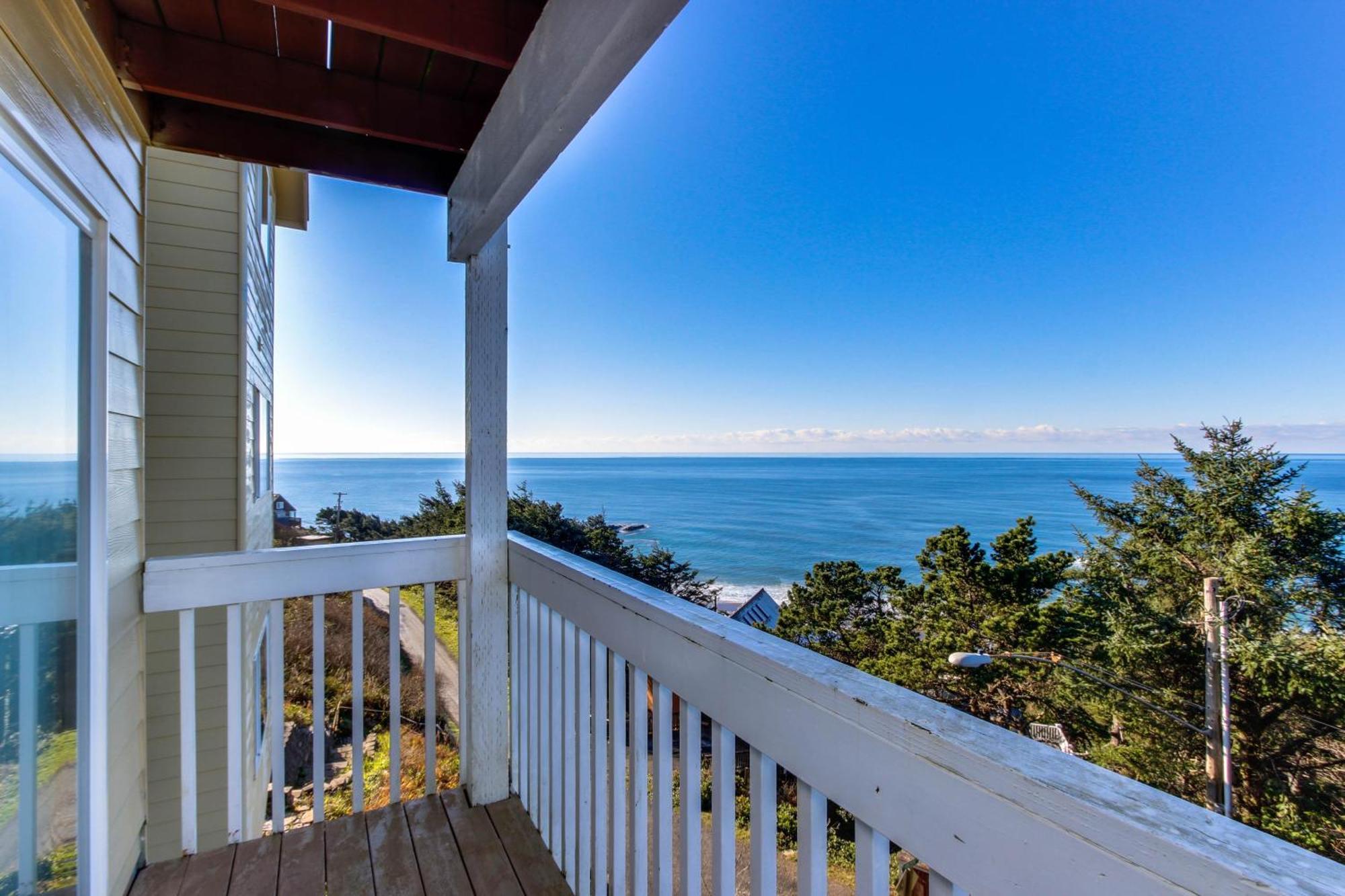 Sandstone Point Hotel Lincoln City Exterior photo